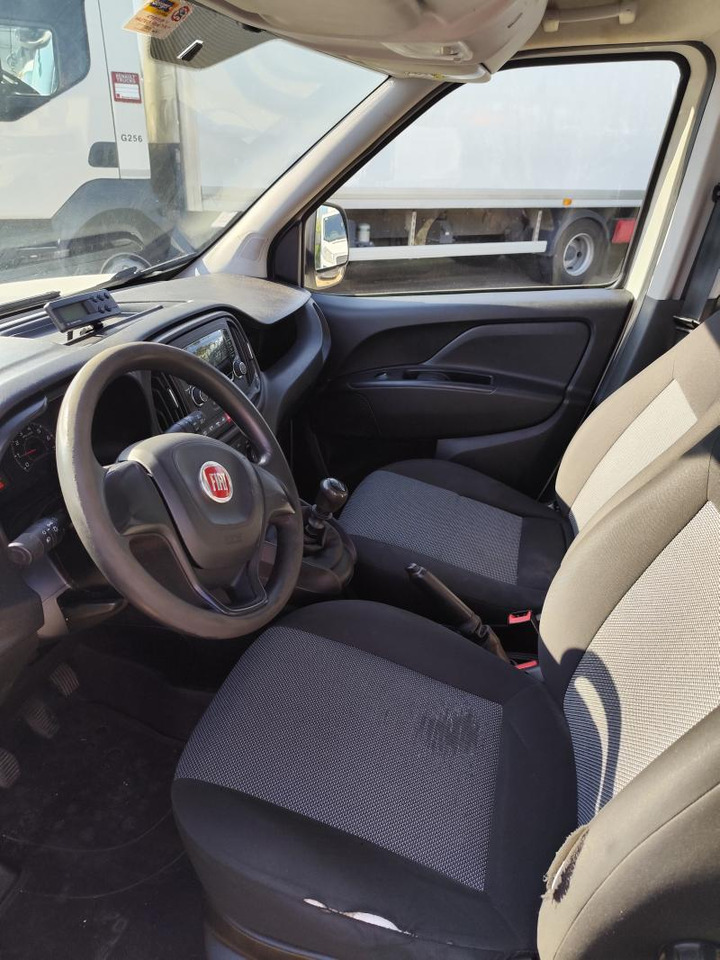 Fiat Doblo PC Caisse Frigorifique - Utilitaire frigorifique: photos 5 Fiat Doblo PC Caisse Frigorifique - Utilitaire frigorifique: photos 5