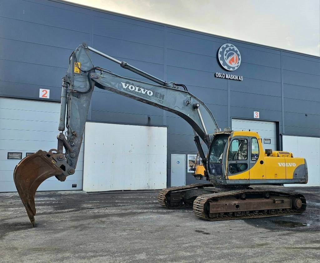 Volvo EC 240 LC - Pelle sur chenille: photos 1 Volvo EC 240 LC - Pelle sur chenille: photos 1