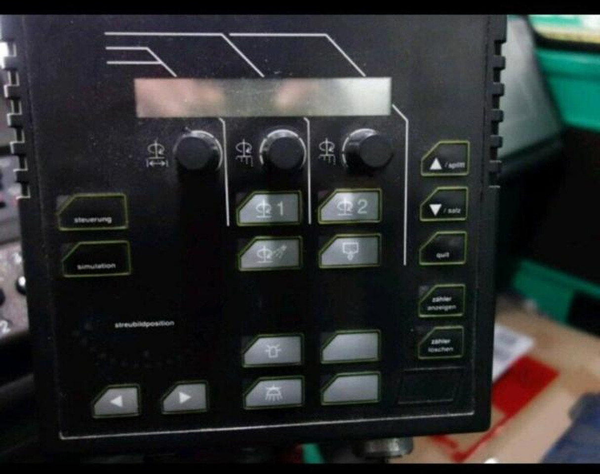 Bordcomputer Steuerung für Küpper weisser Salzstreuer Schneepflug - Bloc de gestion pour Véhicule de voirie/ Spécial: photos 1 Bordcomputer Steuerung für Küpper weisser Salzstreuer Schneepflug - Bloc de gestion pour Véhicule de voirie/ Spécial: photos 1