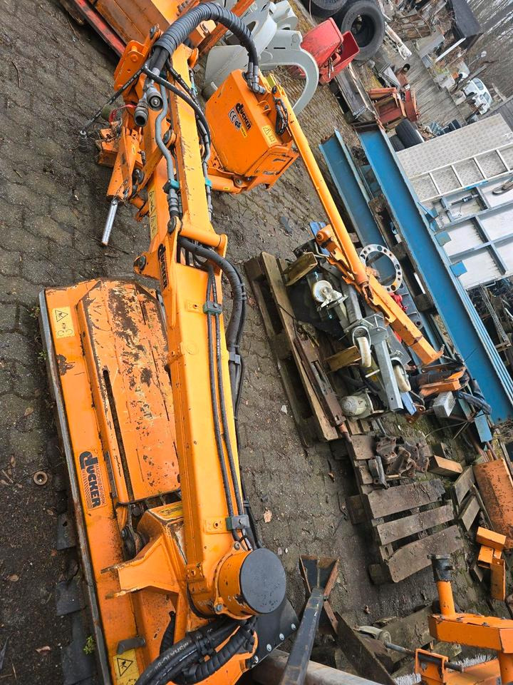 Dücker Randstreifenmäher vom DUA 800 700 Banketmäher Böschungsmäher Auslegemäher für Unimog Mulag Mähausleger - Epareuse: photos 4 Dücker Randstreifenmäher vom DUA 800 700 Banketmäher Böschungsmäher Auslegemäher für Unimog Mulag Mähausleger - Epareuse: photos 4