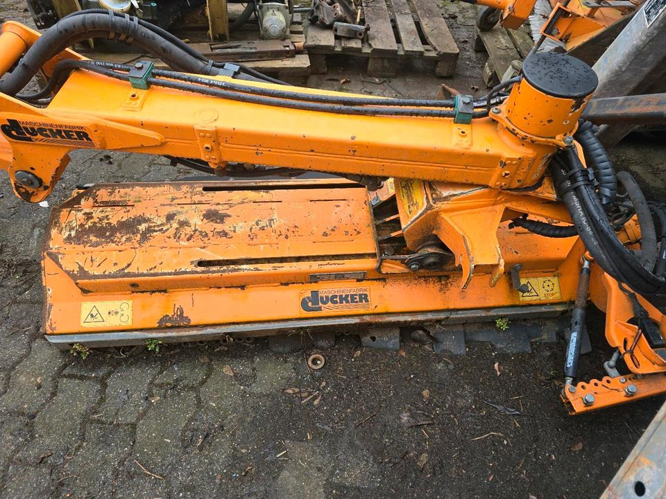 Dücker Randstreifenmäher vom DUA 800 700 Banketmäher Böschungsmäher Auslegemäher für Unimog Mulag Mähausleger - Epareuse: photos 5 Dücker Randstreifenmäher vom DUA 800 700 Banketmäher Böschungsmäher Auslegemäher für Unimog Mulag Mähausleger - Epareuse: photos 5