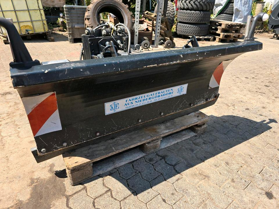 Lame à neige KIF CM 2000 Schneepflug Schneeschild Schneeschieber Räumschild Winterdienst für Kleintraktore Iseki Kubota Multicar: photos 6