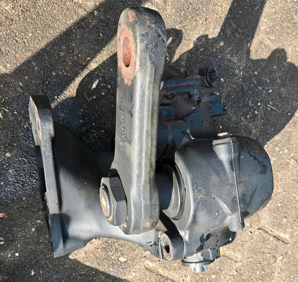 Lenkgetriebe ZF LS 54 ZFLS54 für Unimog Baureihe 405 U423 427 429 430 Mercedes-Benz U Lenkung - Commande de gouvernail pour Véhicule de voirie/ Spécial: photos 1 Lenkgetriebe ZF LS 54 ZFLS54 für Unimog Baureihe 405 U423 427 429 430 Mercedes-Benz U Lenkung - Commande de gouvernail pour Véhicule de voirie/ Spécial: photos 1