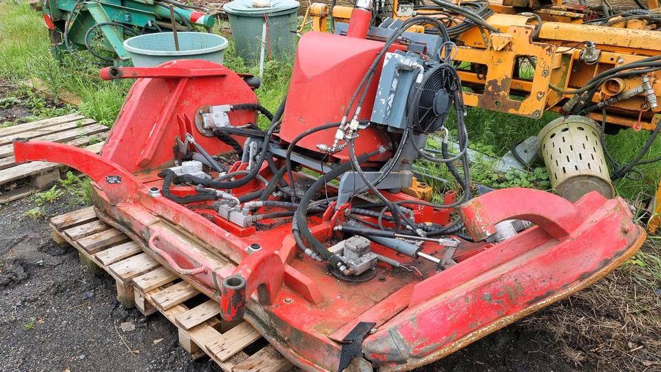 Loipfinger T320KLM Mähwerk Mulchgerät Mulchmäher für Aebi Kubota Iseki Deutz Fendt - Motofaucheuse: photos 1 Loipfinger T320KLM Mähwerk Mulchgerät Mulchmäher für Aebi Kubota Iseki Deutz Fendt - Motofaucheuse: photos 1