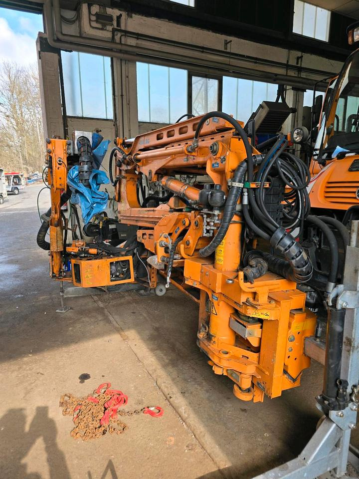 Mulag MKV 800 Mähausleger mit Randstreifenmäher MRV 350 Böschungsmäher Böschungsmulcher Hangmäher MKM700 FME 600 - Epareuse: photos 3 Mulag MKV 800 Mähausleger mit Randstreifenmäher MRV 350 Böschungsmäher Böschungsmulcher Hangmäher MKM700 FME 600 - Epareuse: photos 3