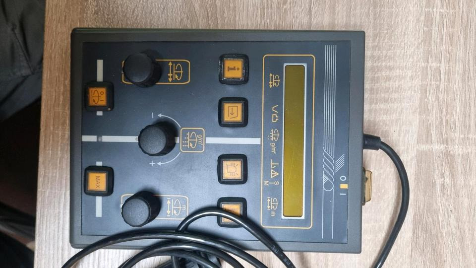 Neue NU410K Schmidt Aebi Salzstreuer Steuerung für Stratos Mitos Niros Salzsilo - Système électrique pour Véhicule de voirie/ Spécial: photos 2 Neue NU410K Schmidt Aebi Salzstreuer Steuerung für Stratos Mitos Niros Salzsilo - Système électrique pour Véhicule de voirie/ Spécial: photos 2