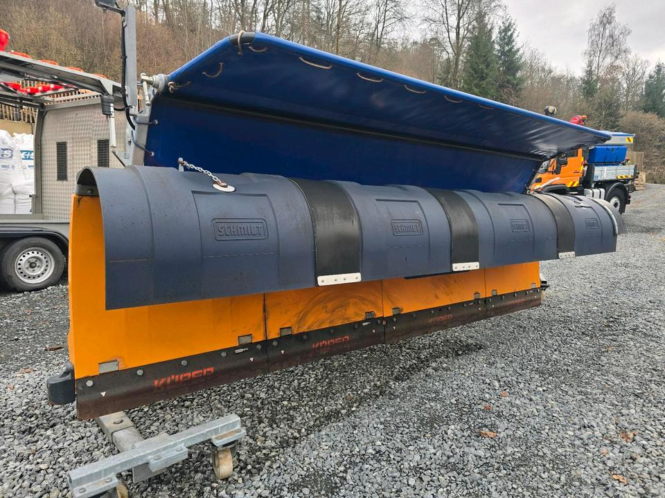 Neuer Schneepflug Schmidt ML 51-A 5,1m Schneeschild mit 24v Hydraulikanlage Schneeschieber Schmidt passend für LKW Autobahn Winterdienst - Lame à neige: photos 4 Neuer Schneepflug Schmidt ML 51-A 5,1m Schneeschild mit 24v Hydraulikanlage Schneeschieber Schmidt passend für LKW Autobahn Winterdienst - Lame à neige: photos 4