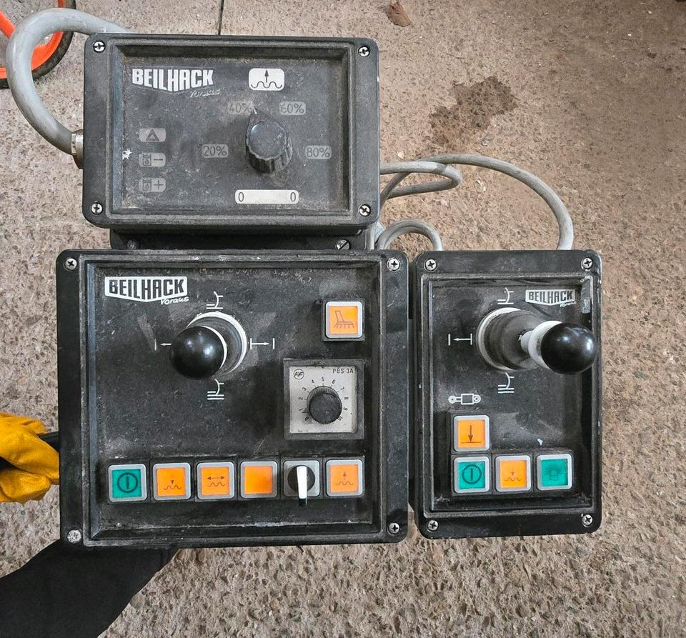 Beilhack Schneepflug Steuerung Kommunalhydraulik LKW Seitenschneepflug Controller Bedienung Steuereinheit - Pièces de rechange pour Engin de déneigement: photos 1 Beilhack Schneepflug Steuerung Kommunalhydraulik LKW Seitenschneepflug Controller Bedienung Steuereinheit - Pièces de rechange pour Engin de déneigement: photos 1