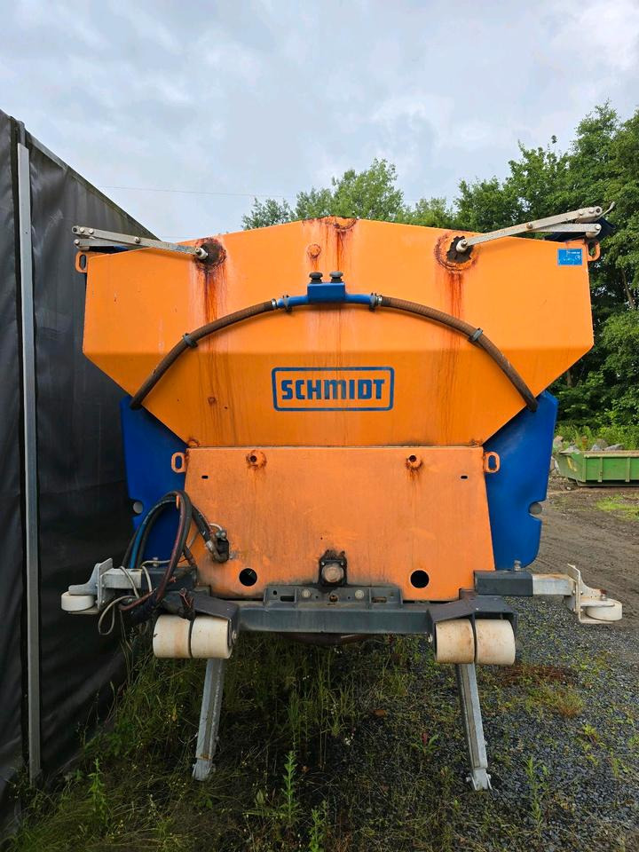Schmidt Stratos S80 8m3 Salzstreuer Salzsilo Aufbaustreuer LKW Winterdienst Küpper-Weisser - Epandeur de sable: photos 5 Schmidt Stratos S80 8m3 Salzstreuer Salzsilo Aufbaustreuer LKW Winterdienst Küpper-Weisser - Epandeur de sable: photos 5