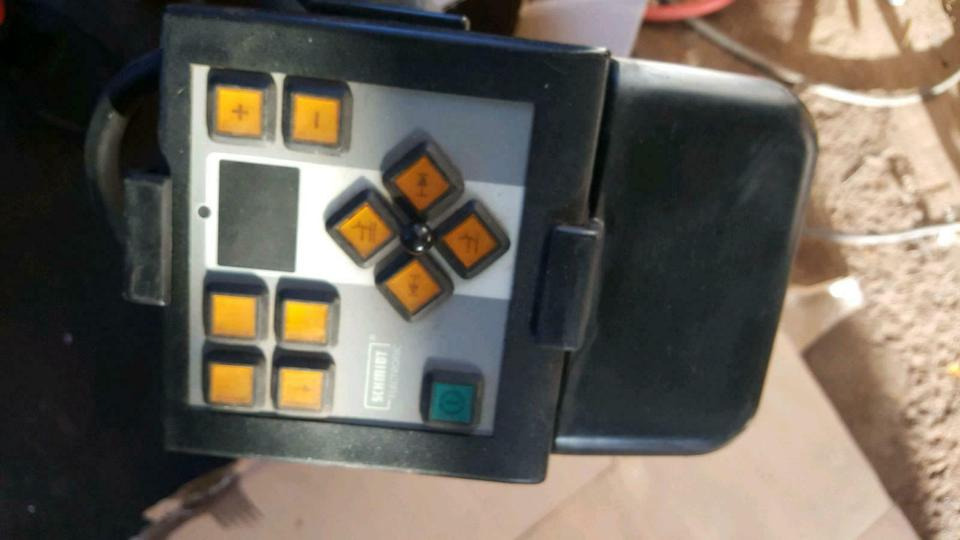 Schneepflug Schmidt Hydraulikanlage Schneeschild Elektrohydraulik - Hydraulique pour Véhicule de voirie/ Spécial: photos 3 Schneepflug Schmidt Hydraulikanlage Schneeschild Elektrohydraulik - Hydraulique pour Véhicule de voirie/ Spécial: photos 3