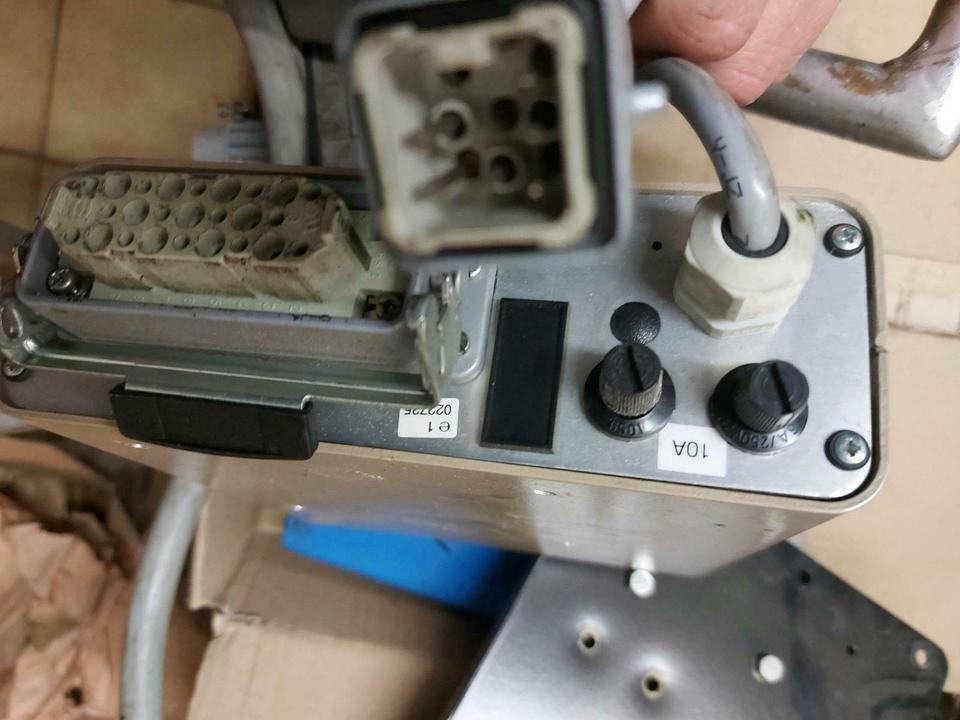 Steuerung Bedienung Küpper Weisser Salzstreuer Bedienpult - Système électrique pour Véhicule de voirie/ Spécial: photos 3 Steuerung Bedienung Küpper Weisser Salzstreuer Bedienpult - Système électrique pour Véhicule de voirie/ Spécial: photos 3