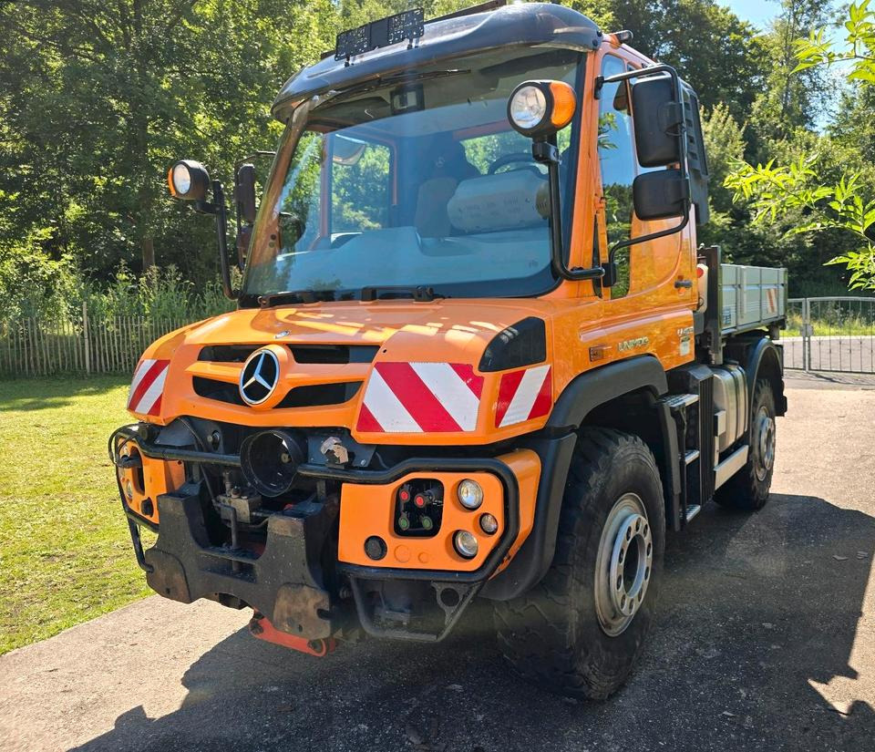 Unimog 405 U423 Mercedes-Benz U 423 Variopilot Easy-Drive Hydrostat 427 430 727 429 Dücker - Camion plateau, Véhicule de voirie/ Spécial: photos 1 Unimog 405 U423 Mercedes-Benz U 423 Variopilot Easy-Drive Hydrostat 427 430 727 429 Dücker - Camion plateau, Véhicule de voirie/ Spécial: photos 1