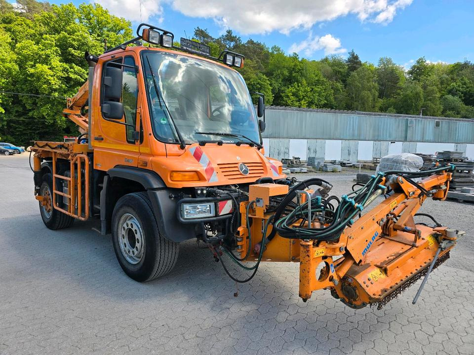 Unimog U400 405/12 6-Zylinder mit Mulag Böschungsmäher Böschungsmulcher Frontmäher Randstreifenmäher Mercedes-Benz U 400 300 500 - Engin de déneigement: photos 2 Unimog U400 405/12 6-Zylinder mit Mulag Böschungsmäher Böschungsmulcher Frontmäher Randstreifenmäher Mercedes-Benz U 400 300 500 - Engin de déneigement: photos 2