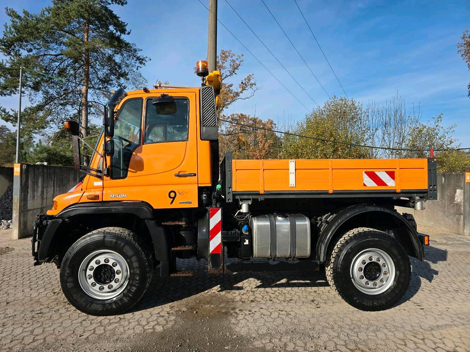 Unimog U500 2011 Bluetec 5 405/10 405/12 NKS-Z-UGN-43K Bluetec 5 Mercedes-Benz UGE UGN Hydrostat 6 Zylinder EasyDrive Variopilot Wechsellenkung - Engin de déneigement: photos 3 Unimog U500 2011 Bluetec 5 405/10 405/12 NKS-Z-UGN-43K Bluetec 5 Mercedes-Benz UGE UGN Hydrostat 6 Zylinder EasyDrive Variopilot Wechsellenkung - Engin de déneigement: photos 3