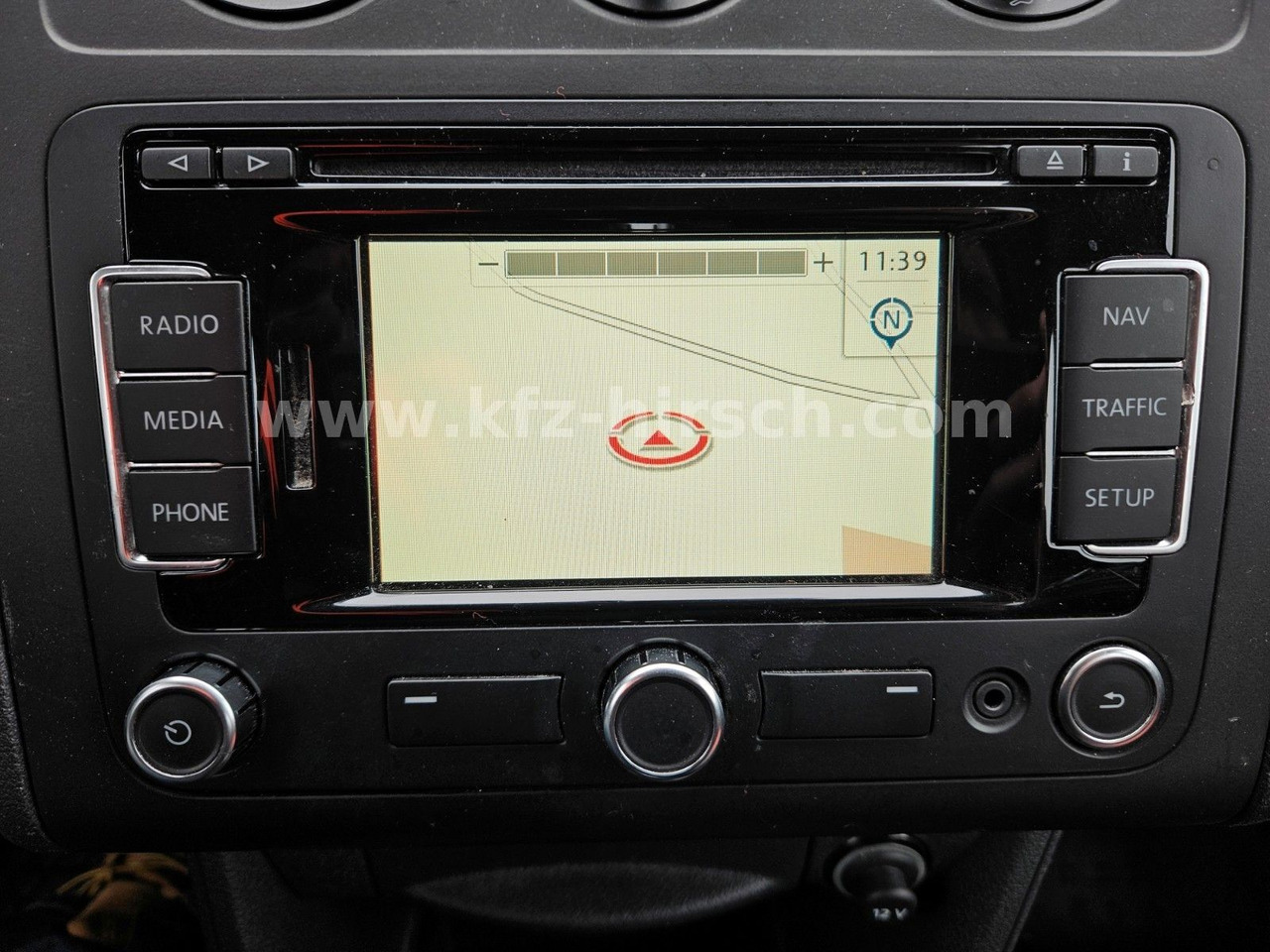 Volkswagen Caddy 2.0TDI Temp Sithz NAVI Bluet. 2xSchiebetür - Voiture: photos 5 Volkswagen Caddy 2.0TDI Temp Sithz NAVI Bluet. 2xSchiebetür - Voiture: photos 5