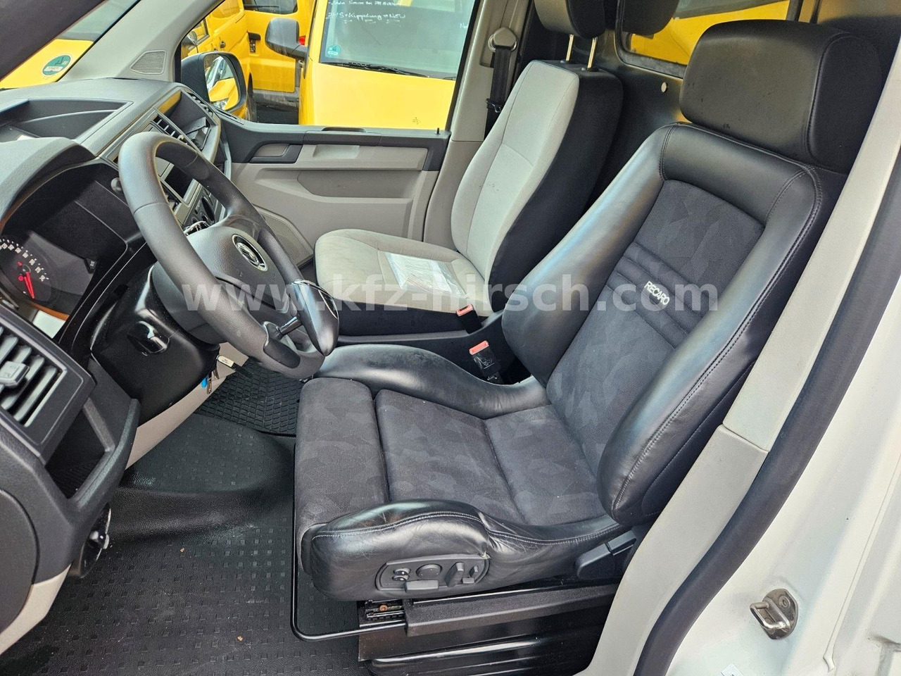 Volkswagen T6 Automatik/ DSG Sortimo Stdhzg Behindertenger. - Transport de personnes: photos 5 Volkswagen T6 Automatik/ DSG Sortimo Stdhzg Behindertenger. - Transport de personnes: photos 5