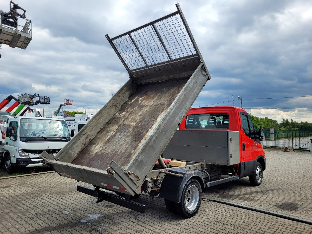 Iveco Iveco Daily 35C13 wywrotka - Utilitaire benne: photos 3 Iveco Iveco Daily 35C13 wywrotka - Utilitaire benne: photos 3