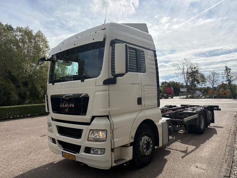 MAN TGX 26.400 / 6x2-2 LL / TUV - APK DECEMBER 2025 / - Châssis cabine: photos 2 MAN TGX 26.400 / 6x2-2 LL / TUV - APK DECEMBER 2025 / - Châssis cabine: photos 2