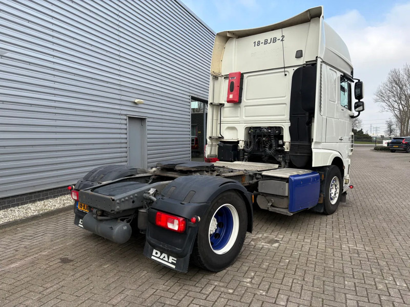 DAF XF 460 4x2 / APK - TUV JANUARI 2026 / HOLLAND TRUCK / ADR KLASSE I II III / 2 BEDS / - Tracteur routier: photos 4 DAF XF 460 4x2 / APK - TUV JANUARI 2026 / HOLLAND TRUCK / ADR KLASSE I II III / 2 BEDS / - Tracteur routier: photos 4