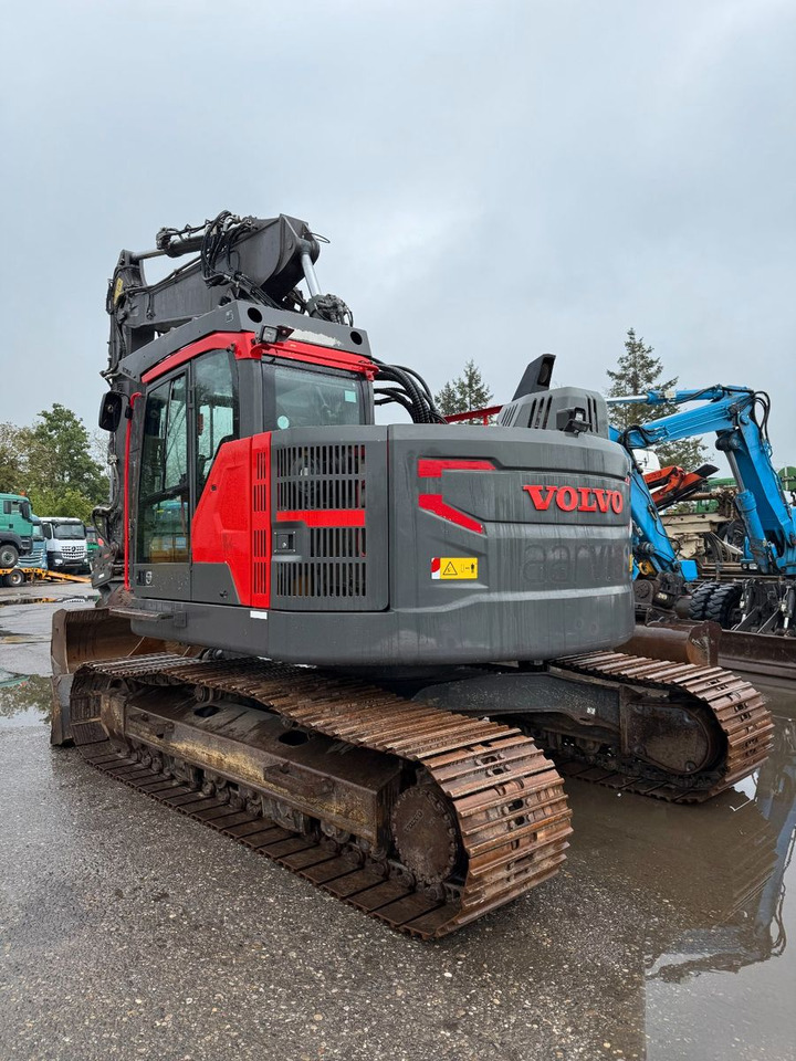 Volvo ECR 235 EL - Pelle sur chenille: photos 5 Volvo ECR 235 EL - Pelle sur chenille: photos 5