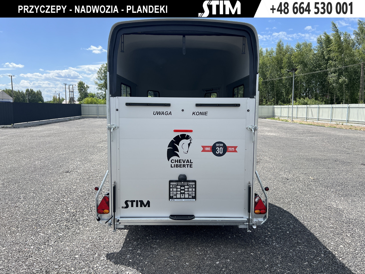 CHEVAL LIBERTÉ HIPPOMOBILE - Van chevaux: photos 3 CHEVAL LIBERTÉ HIPPOMOBILE - Van chevaux: photos 3