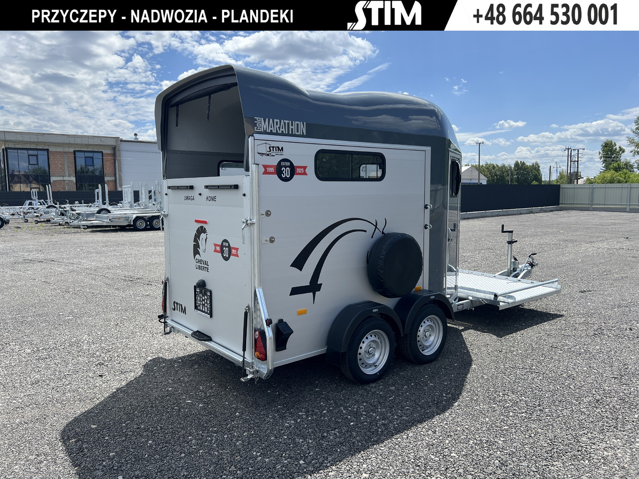 CHEVAL LIBERTÉ HIPPOMOBILE - Van chevaux: photos 2 CHEVAL LIBERTÉ HIPPOMOBILE - Van chevaux: photos 2