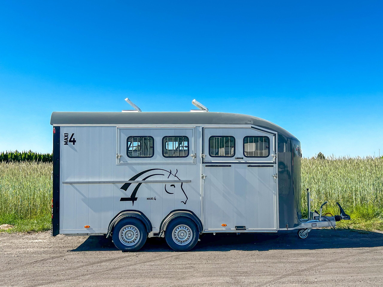 CHEVAL LIBERTÉ MAXI 4 - OPTIMAX - Van chevaux: photos 4 CHEVAL LIBERTÉ MAXI 4 - OPTIMAX - Van chevaux: photos 4