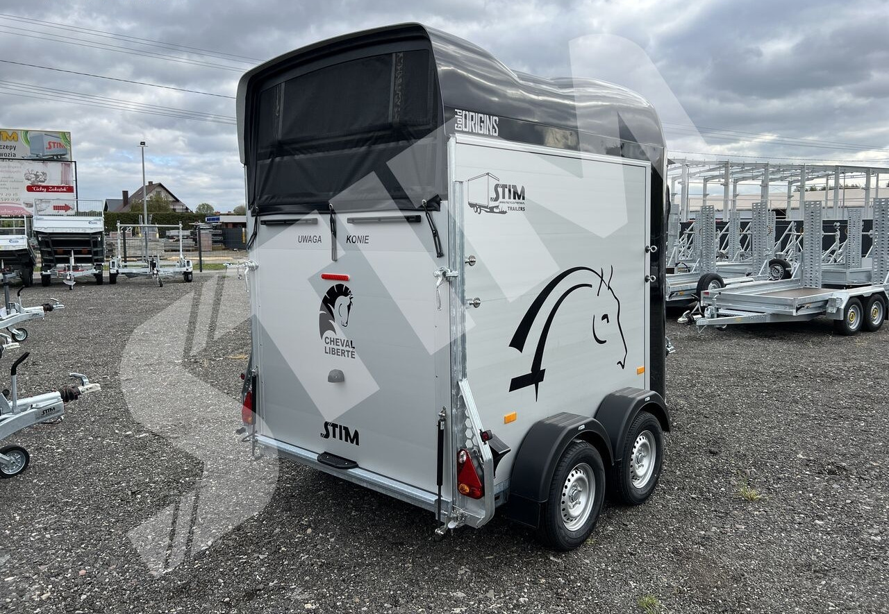 Cheval Liberté GOLD ORIGINS - Van chevaux: photos 4 Cheval Liberté GOLD ORIGINS - Van chevaux: photos 4