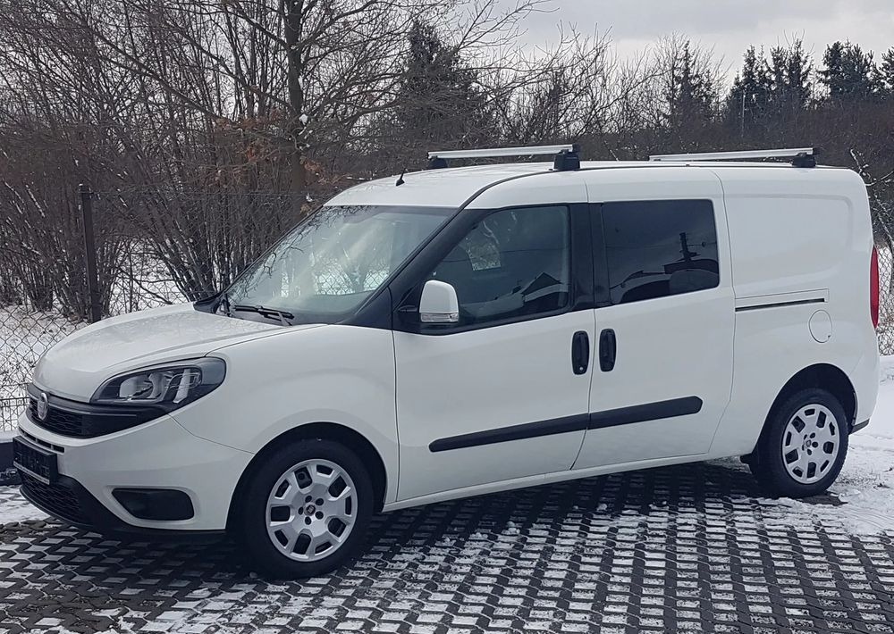 Fiat Doblo 1.6 Multijet 16V Easy - Voiture: photos 2 Fiat Doblo 1.6 Multijet 16V Easy - Voiture: photos 2