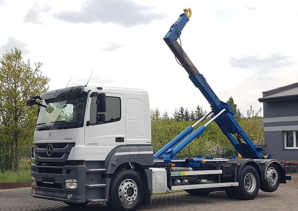Mercedes-Benz AXOR ACTROS 2540 HAKOWIEC 3 OSIE - Camion ampliroll: photos 2 Mercedes-Benz AXOR ACTROS 2540 HAKOWIEC 3 OSIE - Camion ampliroll: photos 2