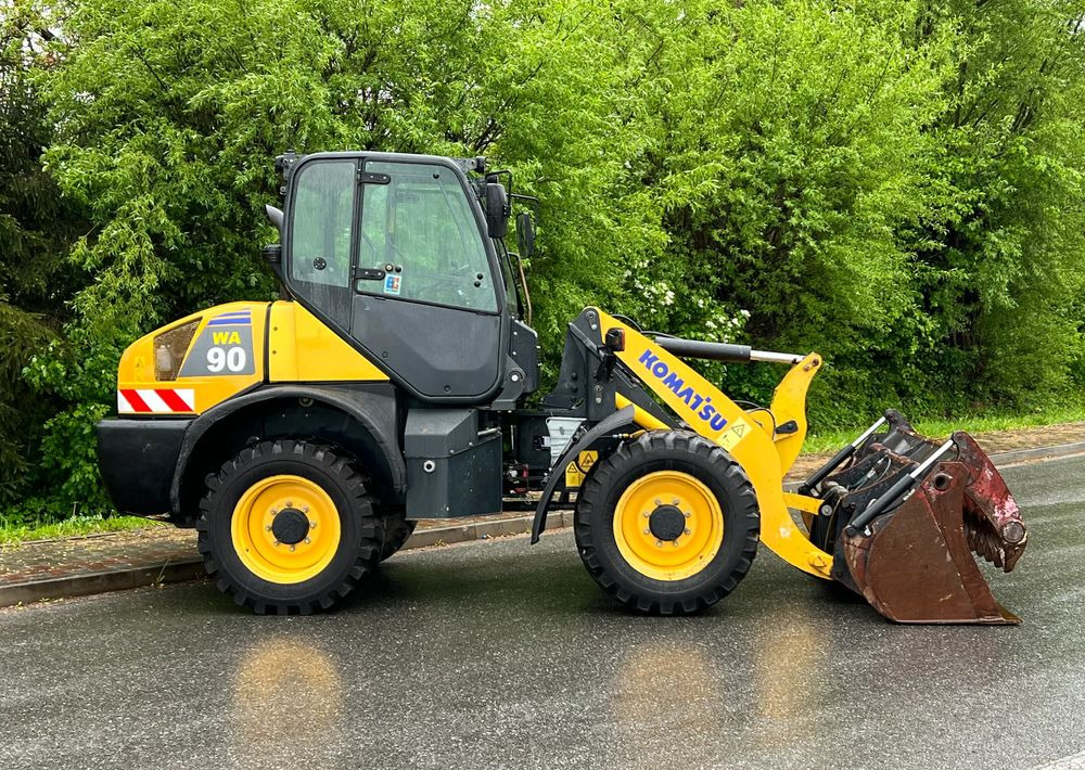 Chargeuse sur pneus Komatsu Ładowarka KOMATSU WA 90 STAN IDEALNY: photos 10