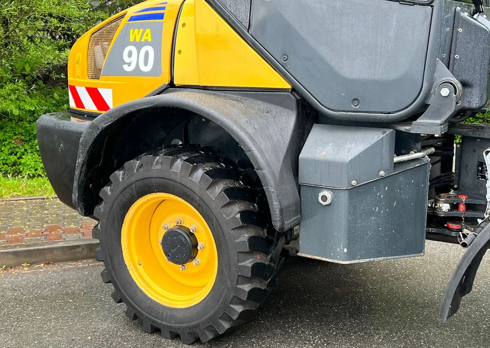Chargeuse sur pneus Komatsu Ładowarka KOMATSU WA 90 STAN IDEALNY: photos 6
