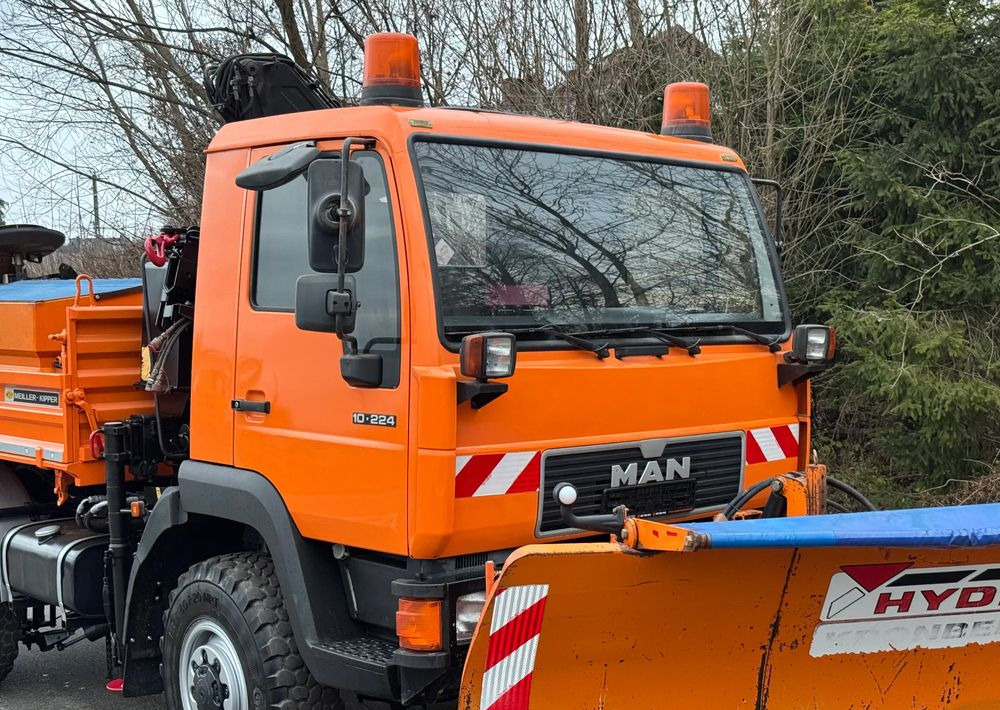 MAN * MAN LE 10.220 *Kiper Wywrotka * 4x4 * Pług Piaskarka * Zimowe Utrzymanie * Sprowadzony * HDS MKG * - Camion benne: photos 4 MAN * MAN LE 10.220 *Kiper Wywrotka * 4x4 * Pług Piaskarka * Zimowe Utrzymanie * Sprowadzony * HDS MKG * - Camion benne: photos 4