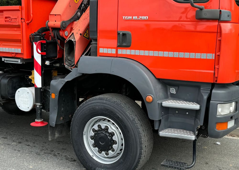 MAN TGM 18-280 MAN 4x4 HDS PALFINGER 105 KIPER WYWROTKA MEILLER BARDZO DOBRY STAN - Camion benne: photos 5 MAN TGM 18-280 MAN 4x4 HDS PALFINGER 105 KIPER WYWROTKA MEILLER BARDZO DOBRY STAN - Camion benne: photos 5