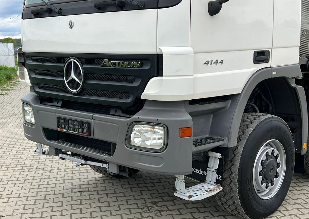 Mercedes-Benz * HDS Palfinger 150002 + FLY JIB PJ 170 * Mercedes Actros 8x6 * Dźwig * 40 TON * Wyciągarka * 35 Metrów * Kosz * - Camion grue: photos 4 Mercedes-Benz * HDS Palfinger 150002 + FLY JIB PJ 170 * Mercedes Actros 8x6 * Dźwig * 40 TON * Wyciągarka * 35 Metrów * Kosz * - Camion grue: photos 4