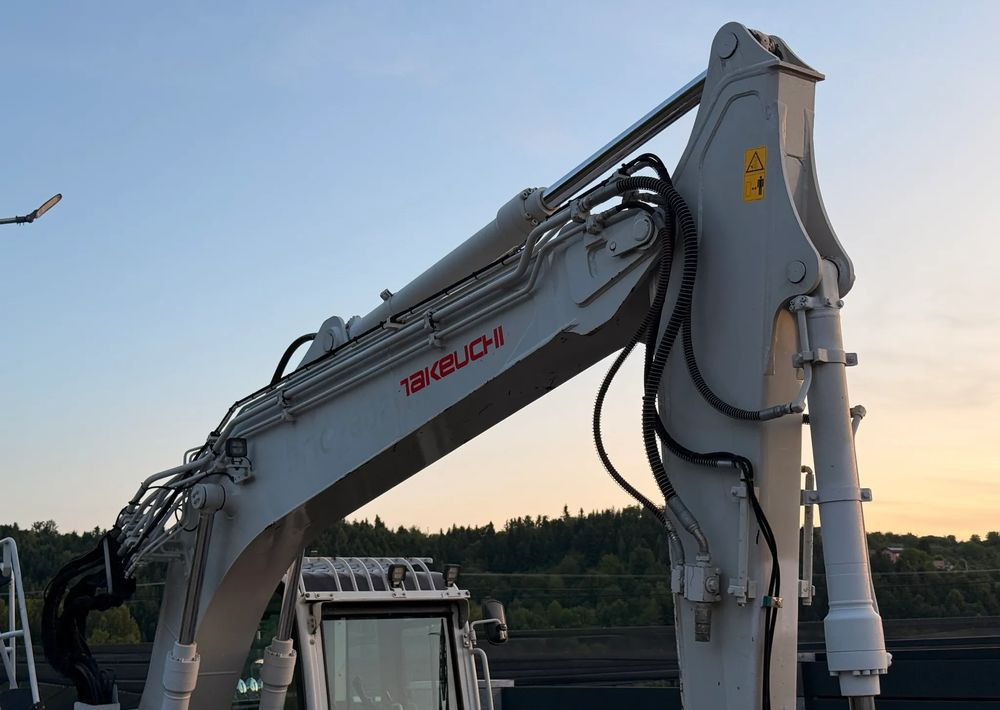 Takeuchi * Koparka Gąsienicowa * TAKEUCHI TB2150R 5100 MTH * Sprowadzona * Bardzo Dobry Stan - Pelle sur chenille: photos 3 Takeuchi * Koparka Gąsienicowa * TAKEUCHI TB2150R 5100 MTH * Sprowadzona * Bardzo Dobry Stan - Pelle sur chenille: photos 3