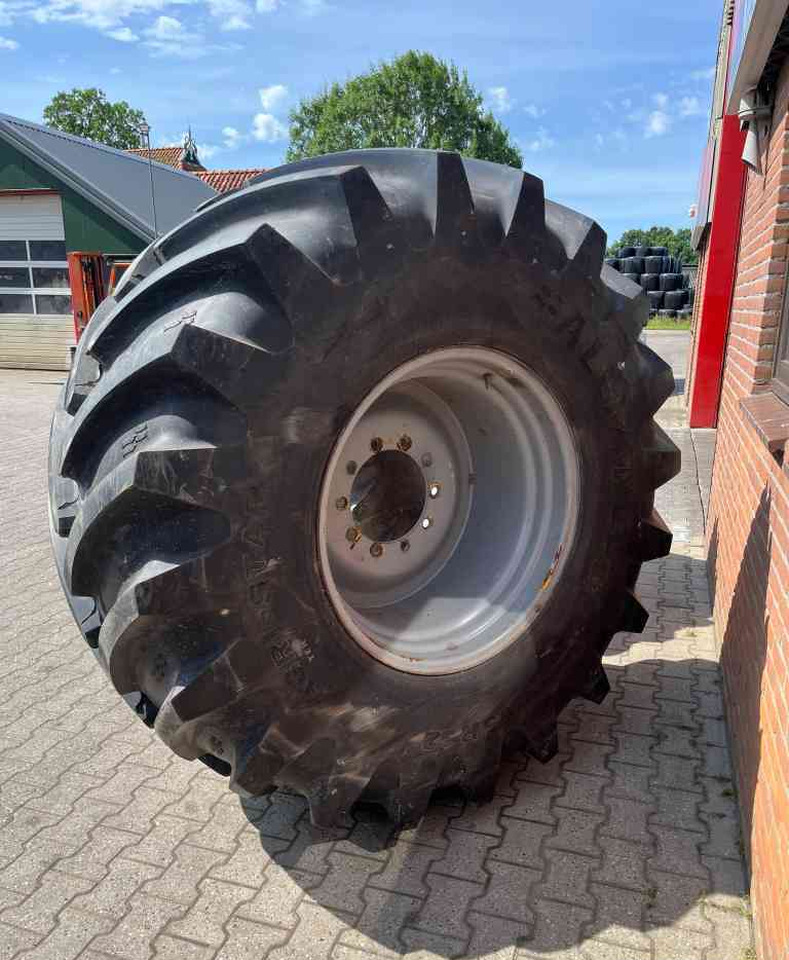 Alliance 800/65R32 Agristar banden op 10 gaats velg - Pneus et jantes pour Machine agricole: photos 4 Alliance 800/65R32 Agristar banden op 10 gaats velg - Pneus et jantes pour Machine agricole: photos 4