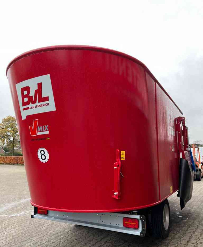 BVL V-Mix Plus 22-2S Voermengwagen. - Mélangeuse: photos 4 BVL V-Mix Plus 22-2S Voermengwagen. - Mélangeuse: photos 4
