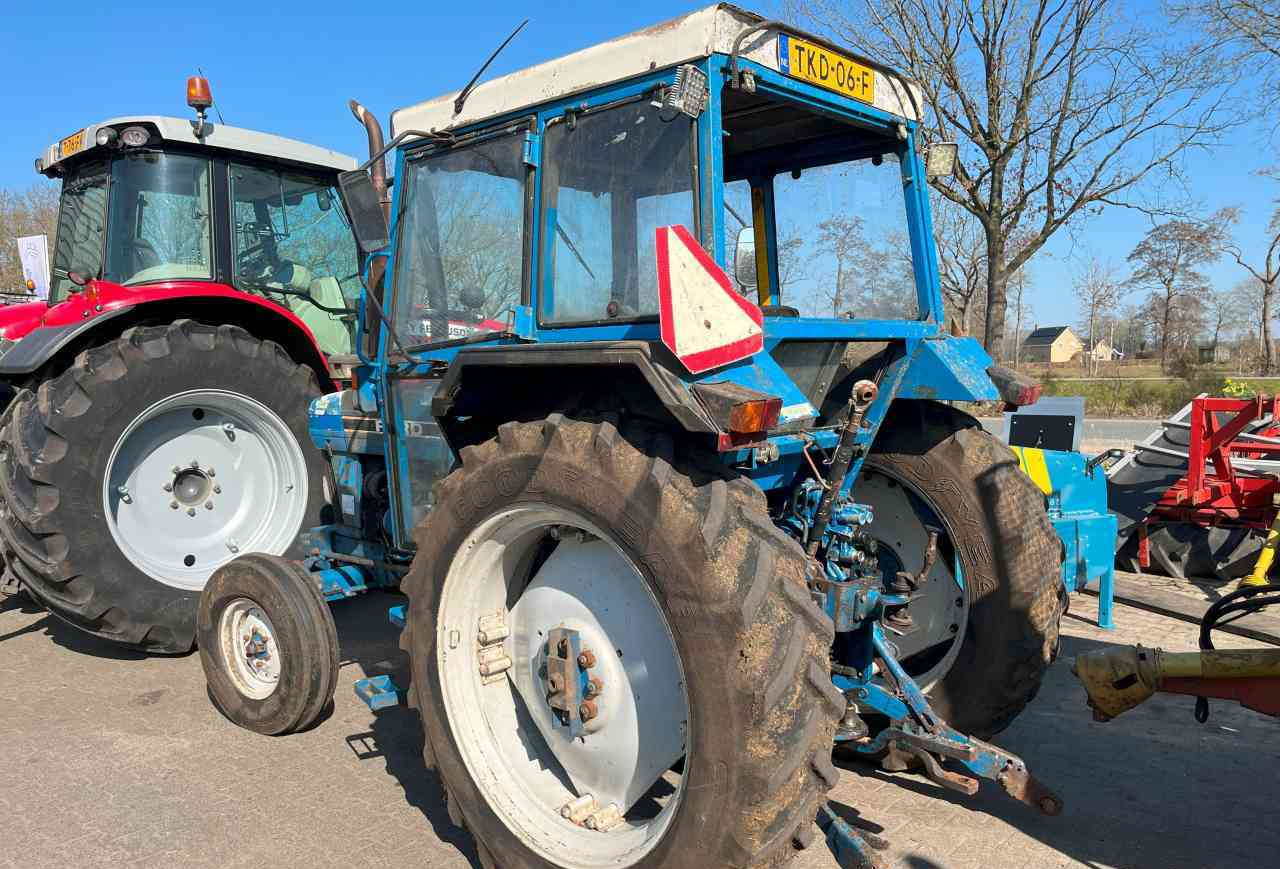 Ford 4610 Tractoren - Tracteur agricole: photos 3 Ford 4610 Tractoren - Tracteur agricole: photos 3