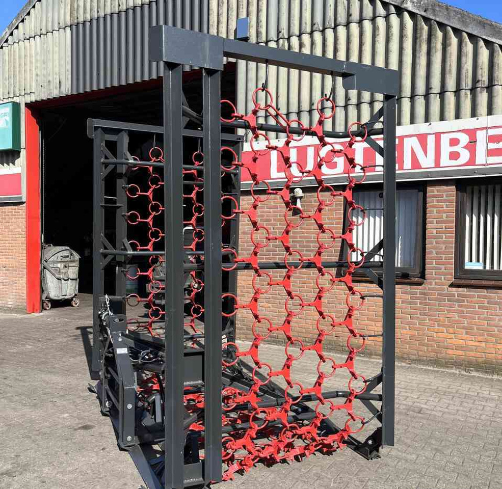 Hofstede Nieuwe 8 meter weidesleep. weidebouwmachines - Herse à chaîne: photos 3 Hofstede Nieuwe 8 meter weidesleep. weidebouwmachines - Herse à chaîne: photos 3