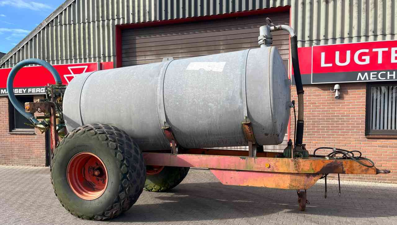 Jako 5000 Liter mesttank mestverwerking - Tonne à lisier: photos 2 Jako 5000 Liter mesttank mestverwerking - Tonne à lisier: photos 2
