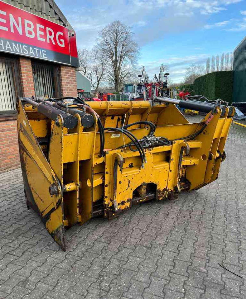 Mammut Kuilhapper, JCB Q-Fit, voermachines. - Matériel d'ensilage: photos 3 Mammut Kuilhapper, JCB Q-Fit, voermachines. - Matériel d'ensilage: photos 3