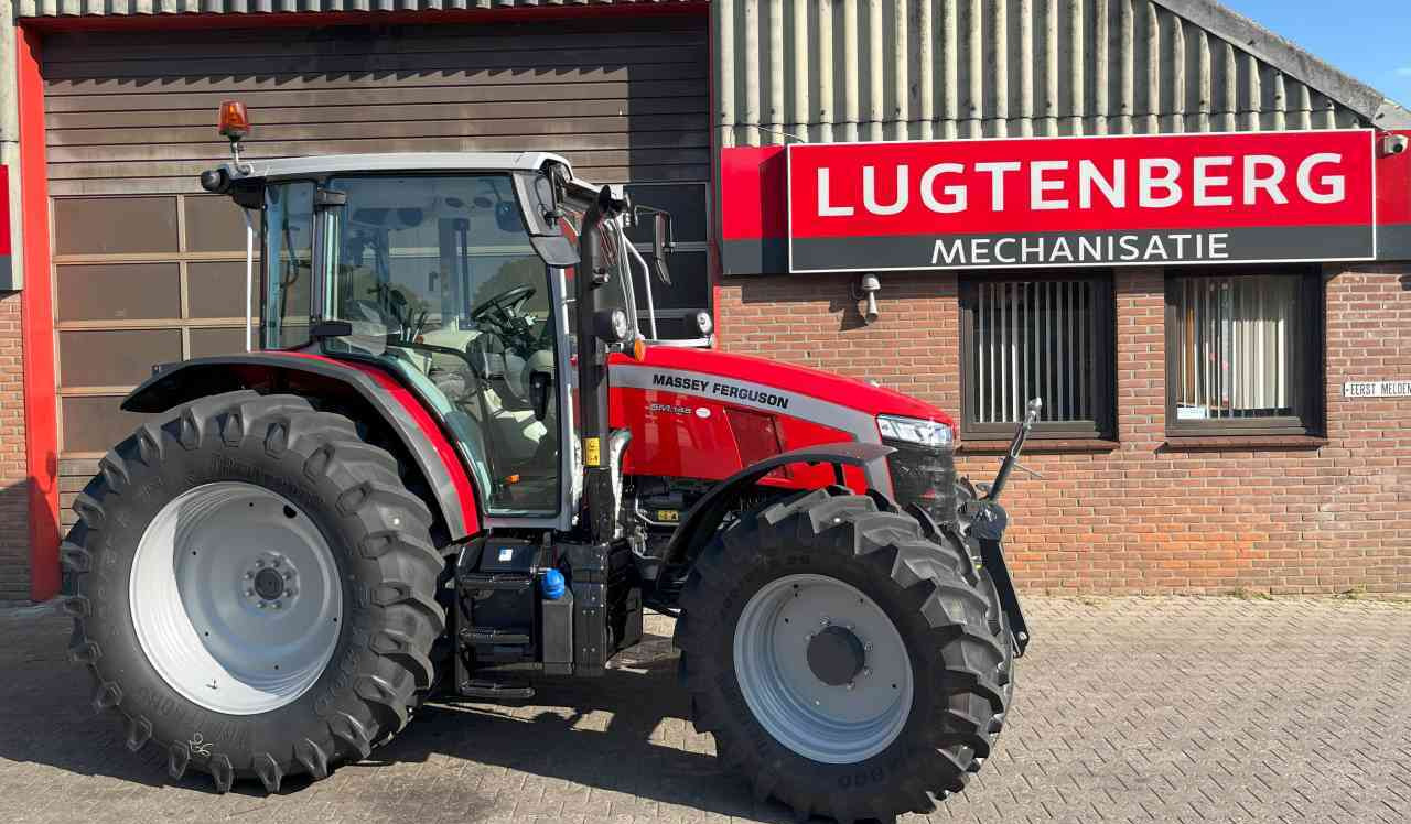 Massey Ferguson 5M.145 Dyna-4 Tractoren - Tracteur agricole: photos 1 Massey Ferguson 5M.145 Dyna-4 Tractoren - Tracteur agricole: photos 1