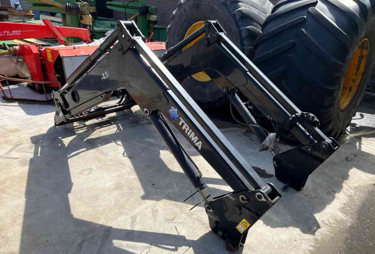 Trima +4.1P Voorlader, Frontlader, Loader, tractoren - Chargeur frontal pour tracteur: photos 1 Trima +4.1P Voorlader, Frontlader, Loader, tractoren - Chargeur frontal pour tracteur: photos 1