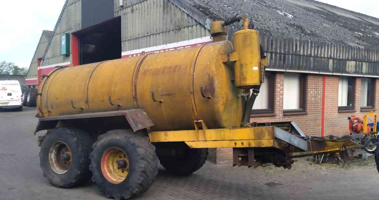 Veenhuis 8000 ltr. vacuümtank mestverwerking - Tonne à lisier: photos 2 Veenhuis 8000 ltr. vacuümtank mestverwerking - Tonne à lisier: photos 2