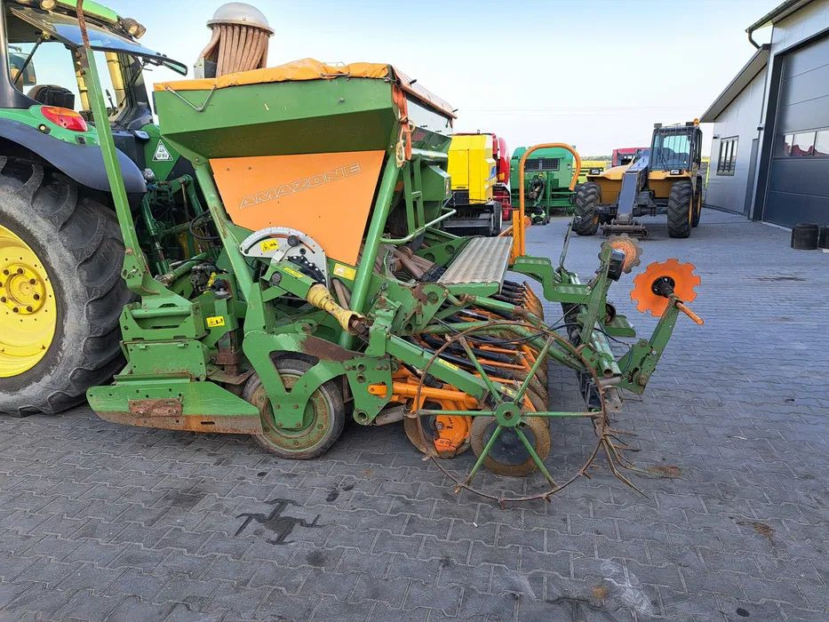 Agregat uprawowo siewny Amazone AD-P 303 KE - Combiné de semis: photos 4 Agregat uprawowo siewny Amazone AD-P 303 KE - Combiné de semis: photos 4
