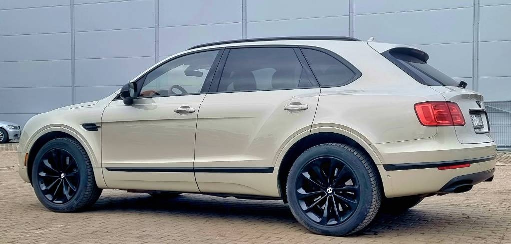 Voiture Bentley BENTAYGA 6.0 W12: photos 7