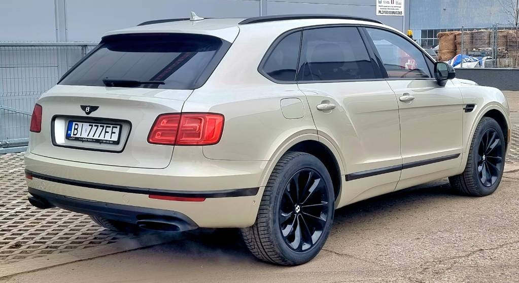 Voiture Bentley BENTAYGA 6.0 W12: photos 6
