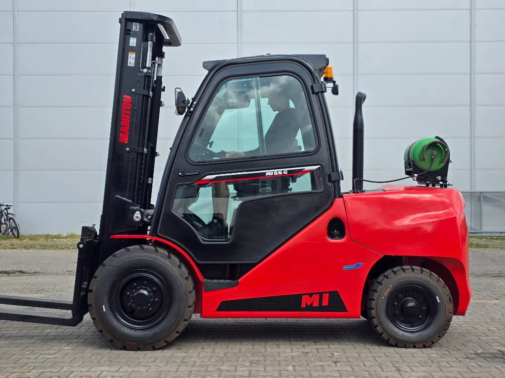 Manitou MI 55 G - Chariot élévateur à gaz: photos 3 Manitou MI 55 G - Chariot élévateur à gaz: photos 3