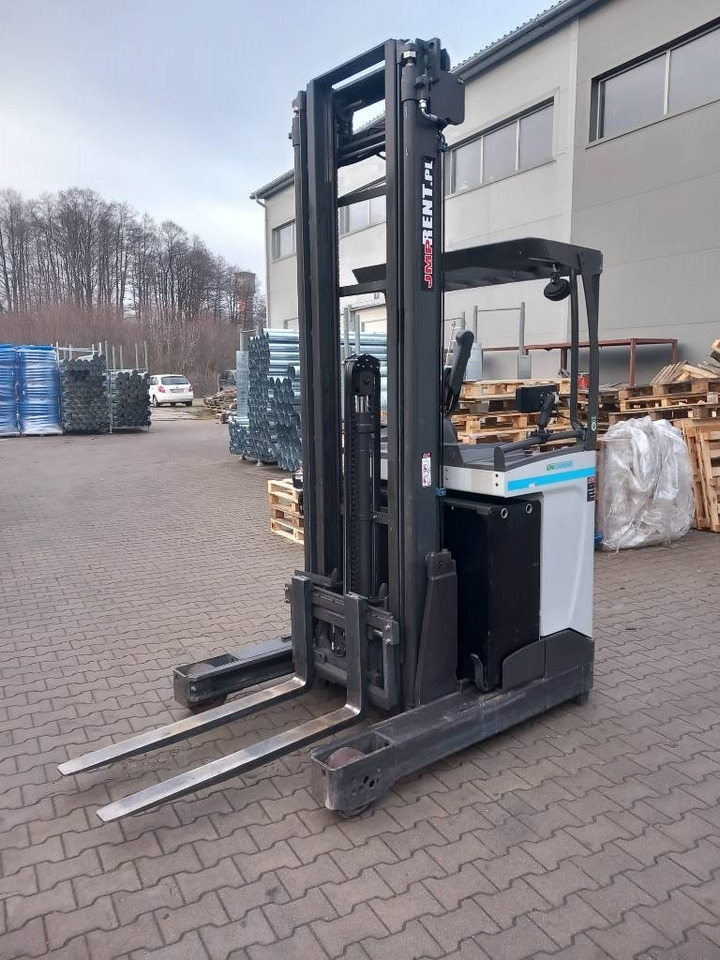 UniCarriers UMS 160 DTFVRE725 - Chariot à mât rétractable: photos 2 UniCarriers UMS 160 DTFVRE725 - Chariot à mât rétractable: photos 2